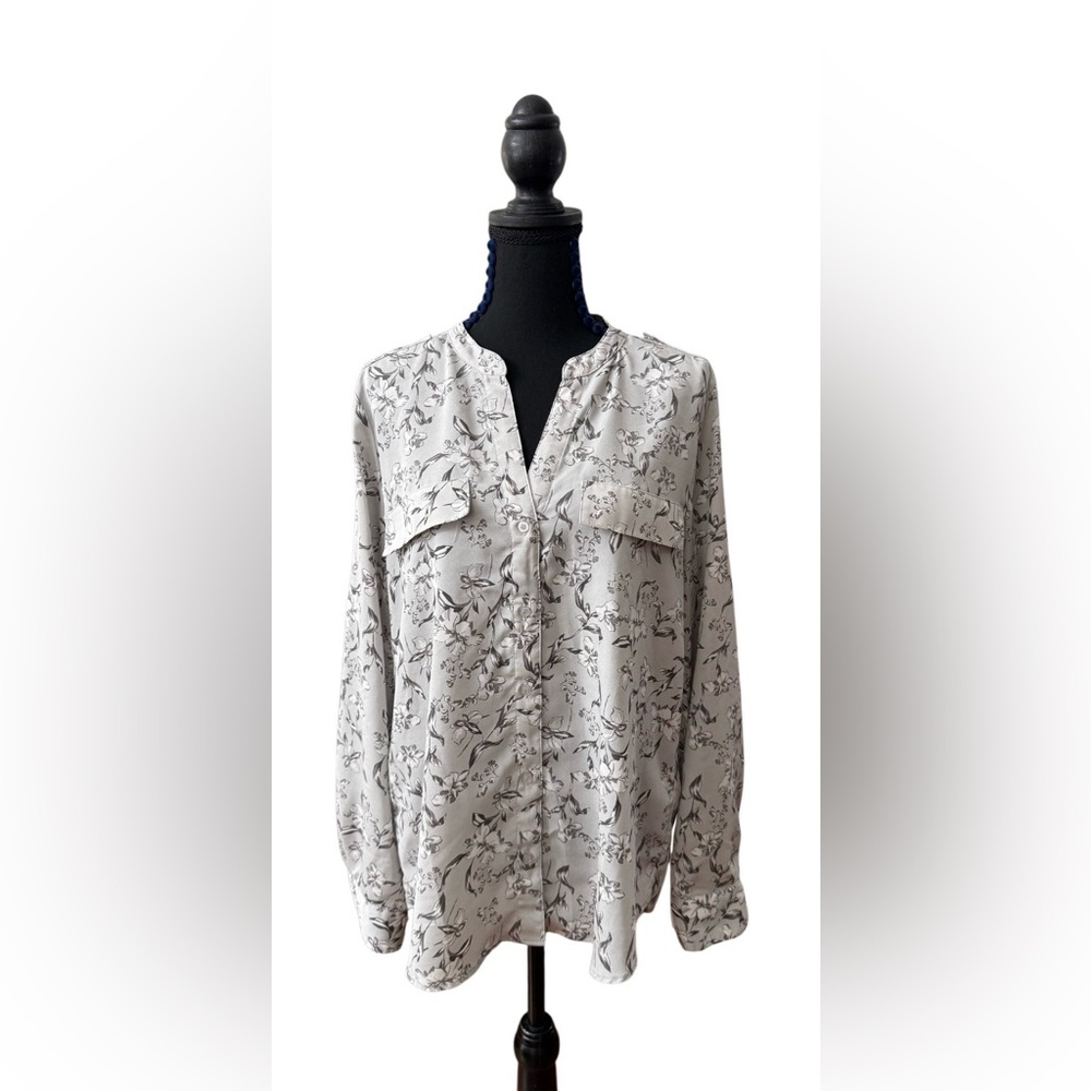 Calvin Klein: Women's White and Gray Floral Split-Neck Blouse